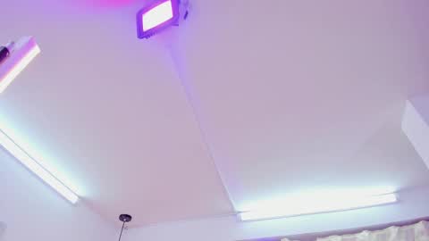 Snapshot of miller_vanessa_ chatting on 03.04.25 miller_vanessa_ online show from 03.04.25