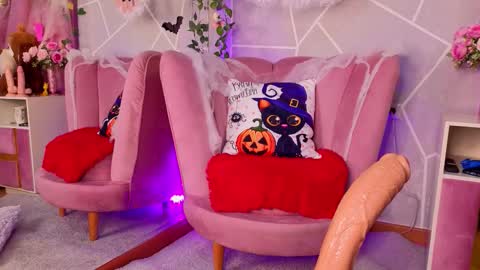 milleyjones_ online show from 10.18.25