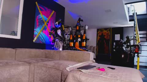 Mila  online show from 10.16.25