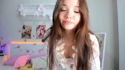 Snapshot of milly_heart chatting on 06.07.26 Milly online show from 06.07.26