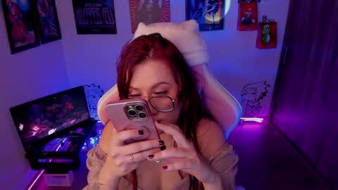 Monkey D Maddie online show from 12.18.24