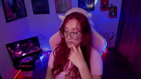 Monkey D Maddie online show from 02.03.25