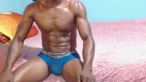 Snapshot of miltonn_jakee chatting on 12.01.25 Miltonn online show from 12.01.25