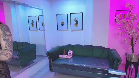 Milu ballmer  online show from 02.04.25