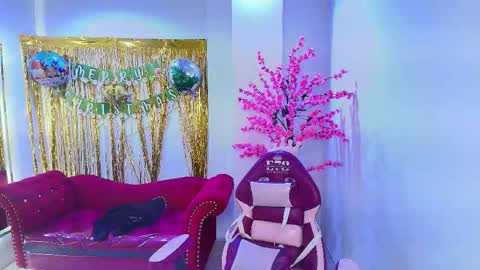 Milu ballmer  online show from 12.20.25