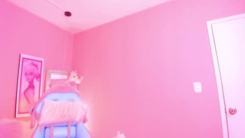 milu_carbajal_x online show from 03.25.26