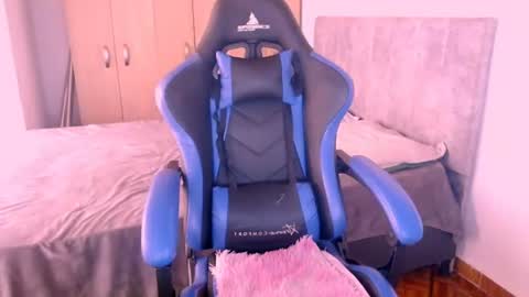 miluu_444 online show from 06.15.26