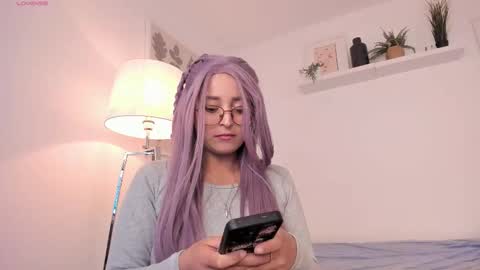 Miluu DH online show from 12.20.25