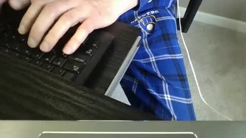 Snapshot of milwaukeebadger24 chatting on 01.22.25 milwaukeebadger24 online show from 01.22.25