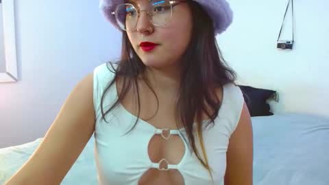 mily_baker online show from 12.12.24