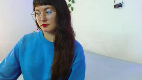 mily_baker online show from 03.12.25