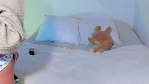 Mimii  online show from 01.20.25