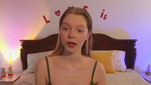 Snapshot of mimichelle chatting on 01.09.25 mimichelle online show from 01.09.25