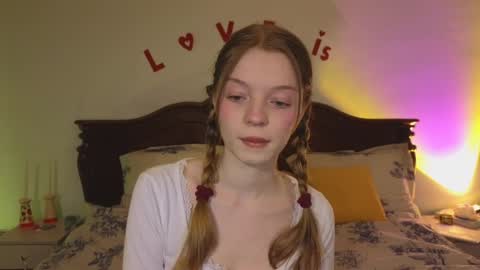 Snapshot of mimichelle chatting on 01.20.25 mimichelle online show from 01.20.25