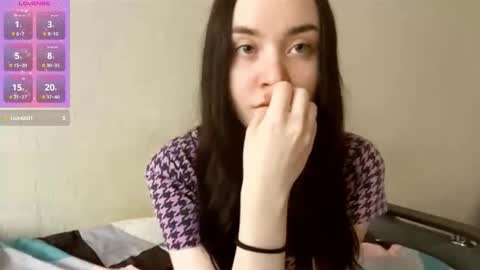 Snapshot of mimipurr chatting on 09.30.25 mimipurr online show from 09.30.25