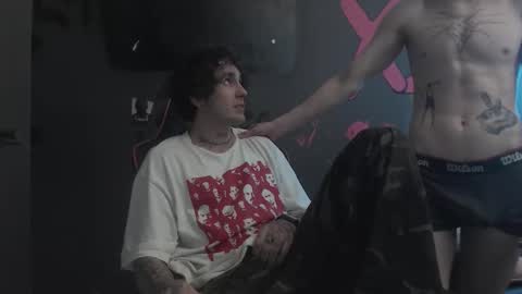 Snapshot of min1pekka chatting on 09.22.25 Max online show from 09.22.25