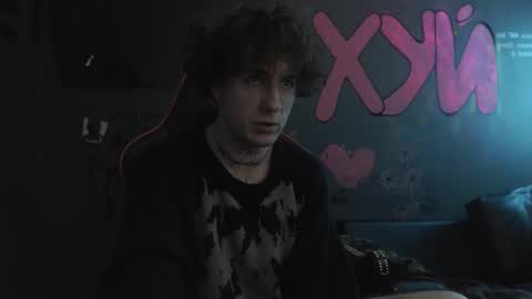 Snapshot of min1pekka chatting on 10.22.25 Max online show from 10.22.25