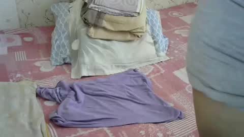 Snapshot of minaforu chatting on 02.26.25 Mnaforu online show from 02.26.25