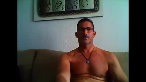 Snapshot of mindthestep chatting on 03.09.25 MIND online show from 03.09.25