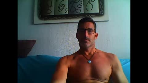 Snapshot of mindthestep chatting on 09.09.25 MIND online show from 09.09.25