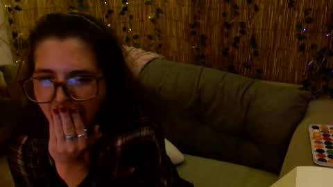 Mindy online show from 12.04.25