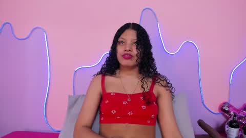 Snapshot of mingie_rouse chatting on 06.13.26 Mingie online show from 06.13.26