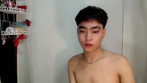 mingkla_man online show from 04.02.26