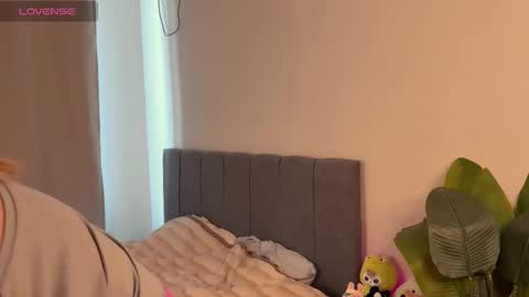 Cleo online show from 09.21.25