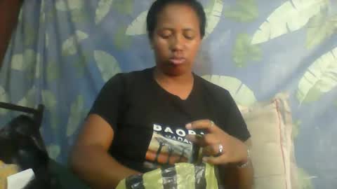 Minie4Tina online show from 02.13.25