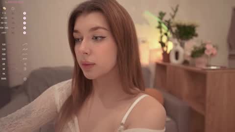 Snapshot of minirini chatting on 11.27.25 Rina online show from 11.27.25