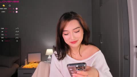 Snapshot of minnie_jin chatting on 02.08.25 minnie_jin online show from 02.08.25