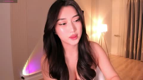 Snapshot of minnie_jin chatting on 05.21.26 minnie_jin online show from 05.21.26