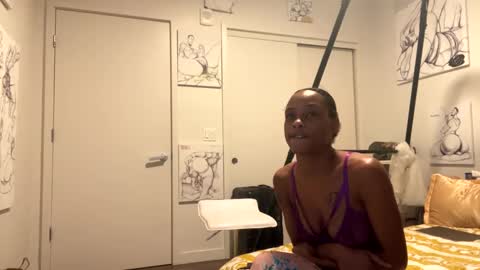 minniehunney online show from 01.13.25