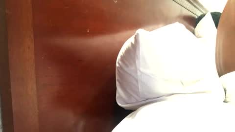 minniehunney online show from 10.18.25