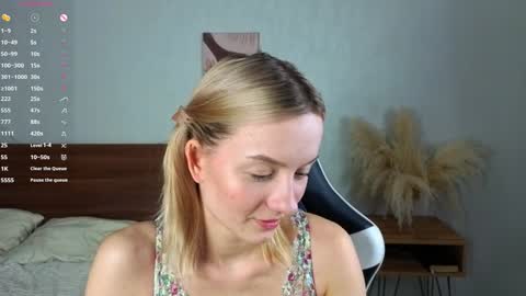 Snapshot of minnietammy chatting on 10.10.25 Mary is here 3 My favorite patterns 77143222321Try my private online show from 10.10.25