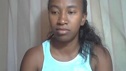 minouch211907 online show from 10.19.25