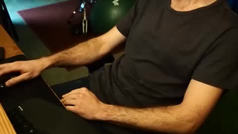 mintmagnificent online show from 11.05.25