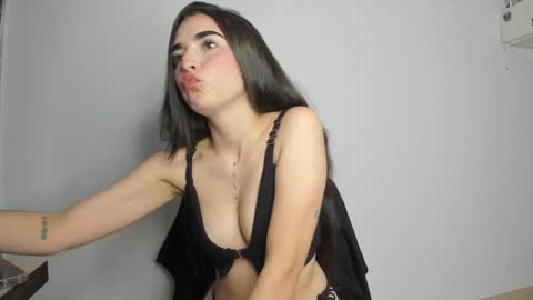 minty151 online show from 12.22.25