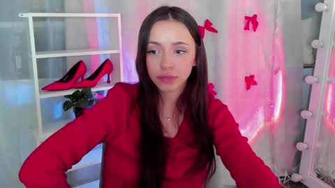 Snapshot of mipsymipson chatting on 01.08.25 NEXT STREAM NOVEMBER 27282930 online show from 01.08.25