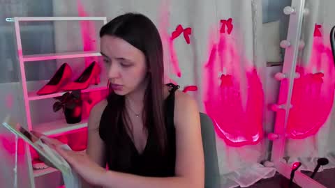 Snapshot of mipsymipson chatting on 01.13.25 NEXT STREAM NOVEMBER 27282930 online show from 01.13.25