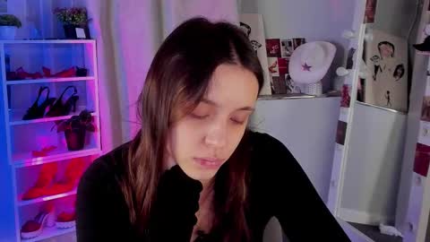 Snapshot of mipsymipson chatting on 11.10.25 NEXT STREAM NOVEMBER 27282930 online show from 11.10.25