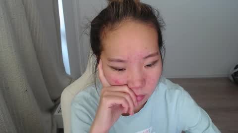 mira_g online show from 10.09.25