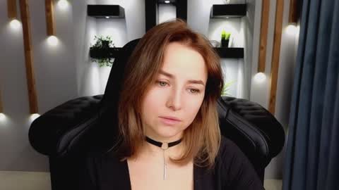 Snapshot of mira_mermayd chatting on 01.11.25 Mira online show from 01.11.25