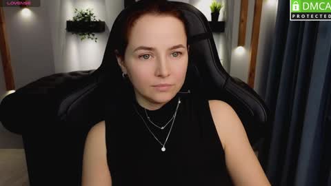 Snapshot of mira_mermayd chatting on 01.31.25 Mira online show from 01.31.25