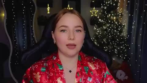 Snapshot of mira_mermayd chatting on 12.05.25 Mira online show from 12.05.25