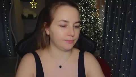 Snapshot of mira_mermayd chatting on 12.15.25 Mira online show from 12.15.25