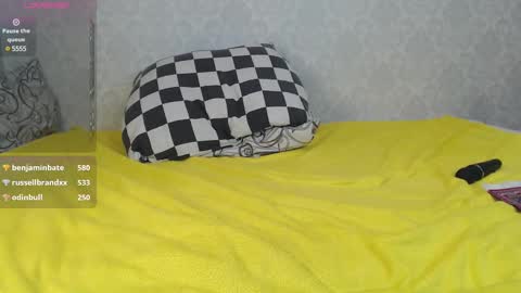 mira_one_ online show from 02.14.25