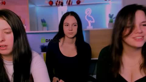 Snapshot of mira_vibe chatting on 01.06.26 Mira online show from 01.06.26