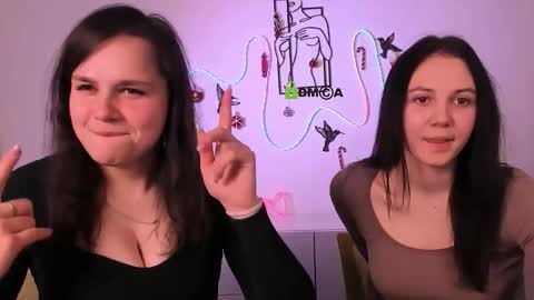 Snapshot of mira_vibe chatting on 01.15.26 Mira online show from 01.15.26