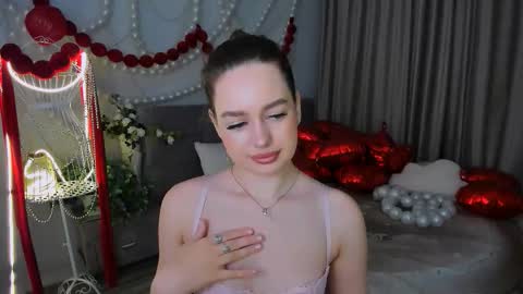 Snapshot of miraclecurly chatting on 03.05.26 Emma online show from 03.05.26